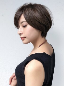 ピークアブー 原宿ハラカド(PEEK-A-BOO) くせ毛多毛ショートボブ30代40代くびれ前髪なしグレージュ