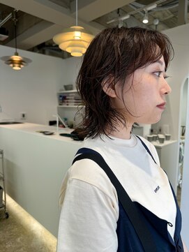 フィット ヒュー 千葉(fit hue) 黒髪/オリーブグレー/ココアベージュ/小顔/クラゲヘアー