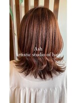 アッシュ アーティスティック スタジオ オブ ヘア(Ash artistic studio of hair)&nbsp;ハイライト×コーラルピンク