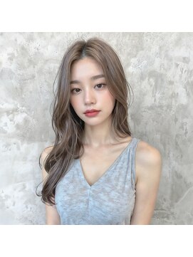 アイリコ トツカ(IRICO totsuka) ボブウルフ艶感大人可愛い愛されくせ毛風カール