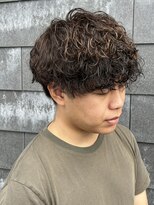 ヒュイル バイ ニアウ(Hwyl by Niau) メンズマッシュパーマ波巻きスパイラルパーマニュアンスパーマ