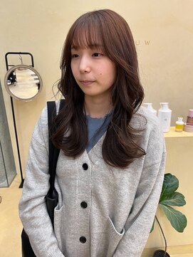 スニュウ(snuw) ミディアムヘア