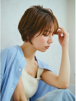 フィーカ(fika)の写真/【明石駅徒歩3分】圧倒的な技術が人気のショート♪一人ひとりに合った似合わせカットは《fika》にお任せ☆