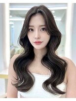 マウル 栄(MAEUL)&nbsp;ネビージュ　小顔に見せるヘア　ワンレン　ボブルフ