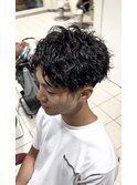メンズトレンドくせ毛風パーマ〇