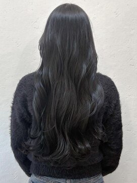 セルカ 新宿(CERCA) ブルーブラックカラー［CERCA新宿/新宿西口］