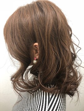 ソイルアヴェダ(Soil AVEDA) ミディアムボブ【沼津/沼津駅】