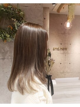 アンドヒア 淀屋橋店(and.here) ハイライト×ベージュ