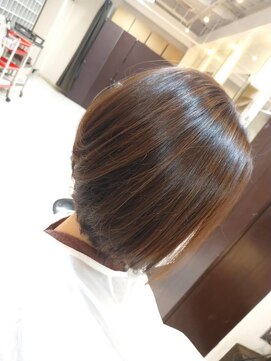 スティラ スムース 高田馬場(Stilla smooth) つやつや上品ハイライト