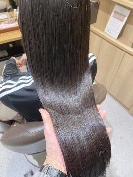 テラスヘアヴィラ 新潟駅南(TERRACEhairVilla) 【艶髪】髪質改善レルミストリートメント