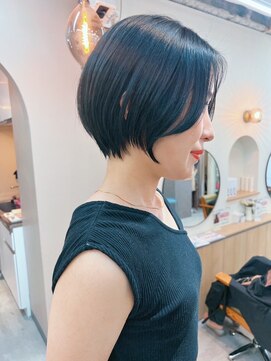 シビバイレボ(CIBI by revo) 地毛風カラー/ナチュラルレイヤーカット/ショートボブ[船橋]