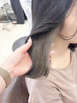 ネオリーブアイム 横浜西口店(Neolive aim) こなれミディ ダークグレー見せるインナーカラー【横浜】k