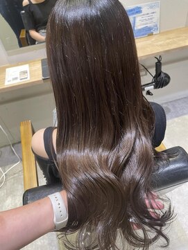 リタ(rita.) まつだて/ベージュ/ブリーチなし/透明感/イルミナ