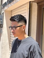 グルーマーズトウキョウ 渋谷店(GROOMER/S TOKYO)&nbsp;フェザーアップ スキンフェード メンズカット フェードカット