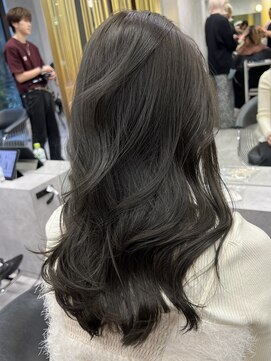 シティ(CITY) オリーブグレージュ　レイヤーカット　ブリーチ無しWカラー