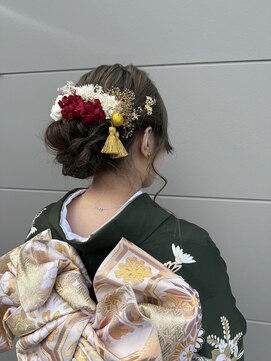 アム(am) シニヨンアレンジ