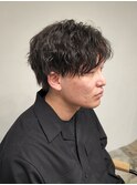 マッシュウルフセンターパート波巻きスパイラルパーマ