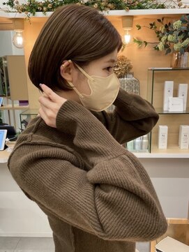 エイトヘアー(8 HAIR) ミニボブ×淡色カラー