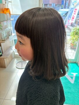 アッシュ さがみ野店(Ash) ぱっつんミディアムボブ