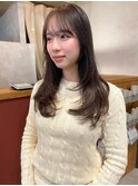 20代 顔周りカット レイヤーカット 韓国風 シアーブラウン