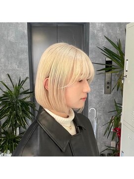 ニューワン バイ ネイバー 立川(Newone by neighbor) レイヤーカットナチュラルハイトーンデザインカラー[立川駅]