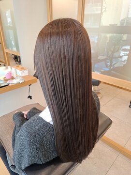  リュクスバトーバイトリコ 船橋南口店(Luxe BATEAU by tricot) ミルクティーベージュ