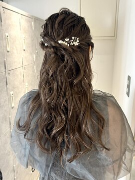 ムーン バイ ケンジ(moon by KENJE) 『Nanaka』お呼ばれハーフアップ/ヘアアレンジ