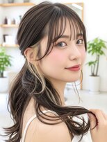 ミーム 原宿 表参道(meme)&nbsp;”韓国風イヤリングカラー×レイヤーカット