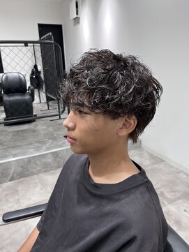 ジェントル(GENTLE) シャドウパーマ マッシュウルフ