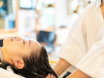 インパークス 獨協大学前駅店(INPARKS)の写真/［髪質改善/ヘッドスパ］髪だけではなく頭皮からマッサージすることによって髪本来の強さを