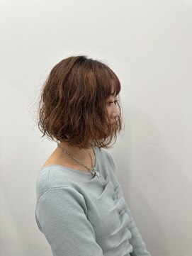 ユニックウメキタ(unique UMEKITA) ブリーチ+ボブパーマ　10代/20代/30代