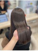 ナチュラルな寒色ブラウン