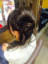 ユートピア(U topia)&nbsp;大人可愛い編み込みアレンジ☆【ユートピア渡辺サロンスタイル】