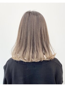 アライブ キチジョウジ(ALIVE Kichijoji) 【ALIVE吉祥寺】グラデーション＊アッシュブラウン オフィスヘア