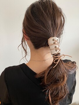 ビサイドヘア(beside hair) ヘアアレンジ