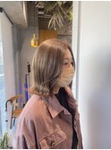 シアーベージュ