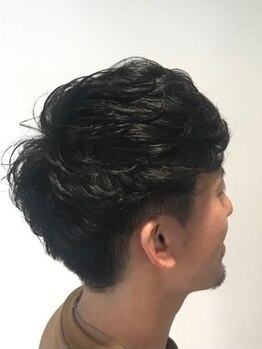 ヘアーメイクスの写真/メンズのお客様にもご愛好いただいております♪あなたの個性に磨きをかけて、魅力を最大限に！