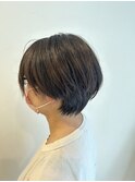 ステップボーンカットカットボブショートハイライト白髪ぼかし