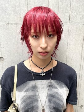 レコ 渋谷(LECO) シャギーショートウルフレイヤーカットディープレッドカラー