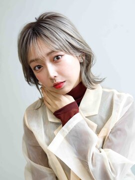 マム(mamu) 外はねレイヤー/ホワイトゴールド