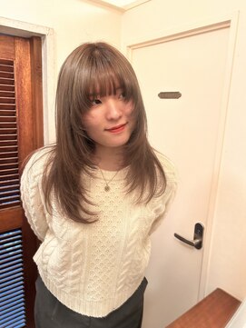 エトワール(ETOILE) オリーブベージュ/レイヤーカット