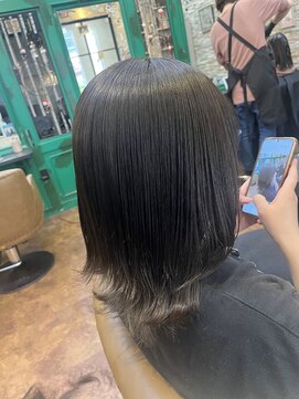 ヘアーラウンジ アンフィ 井土ヶ谷(Hair Lounge Anphi) 【BeforeAfter】縮毛矯正