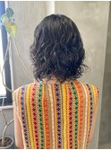 くるくるパーマ　スパイラルパーマ　強めパーマ　ミディアム