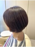 栗色大人のひし形ボブ