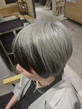 ラピスタ 池袋(Lapista) 韓国ヘアレイヤーカットダブルハイライトカラー【Lapista池袋】
