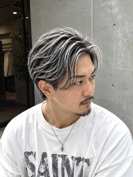 ノラ ギンザ(NORA GINZA) アップバングショートセンターパートツーブロックハイライト30代