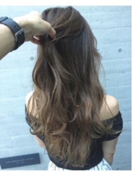 アライブ キチジョウジ(ALIVE Kichijoji) [ALIVE 吉祥寺]ミルクティーカラーベージュグラデーションカラー