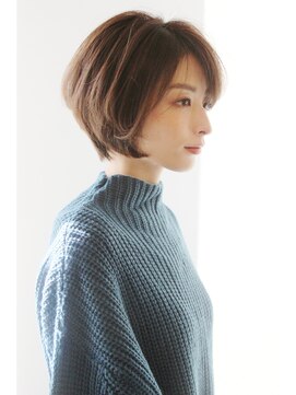 レウナ 外苑前(Reuna) ３０代４０代５０代大人可愛い　ニュアンスショート