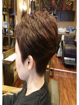 ヘアーリゾートカタカタ Hair Resort kata‐kata 大人ショート