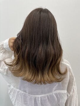 アライブ キチジョウジ(ALIVE Kichijoji) 自然な繋がりのグラデーションカラ/インナーカラー